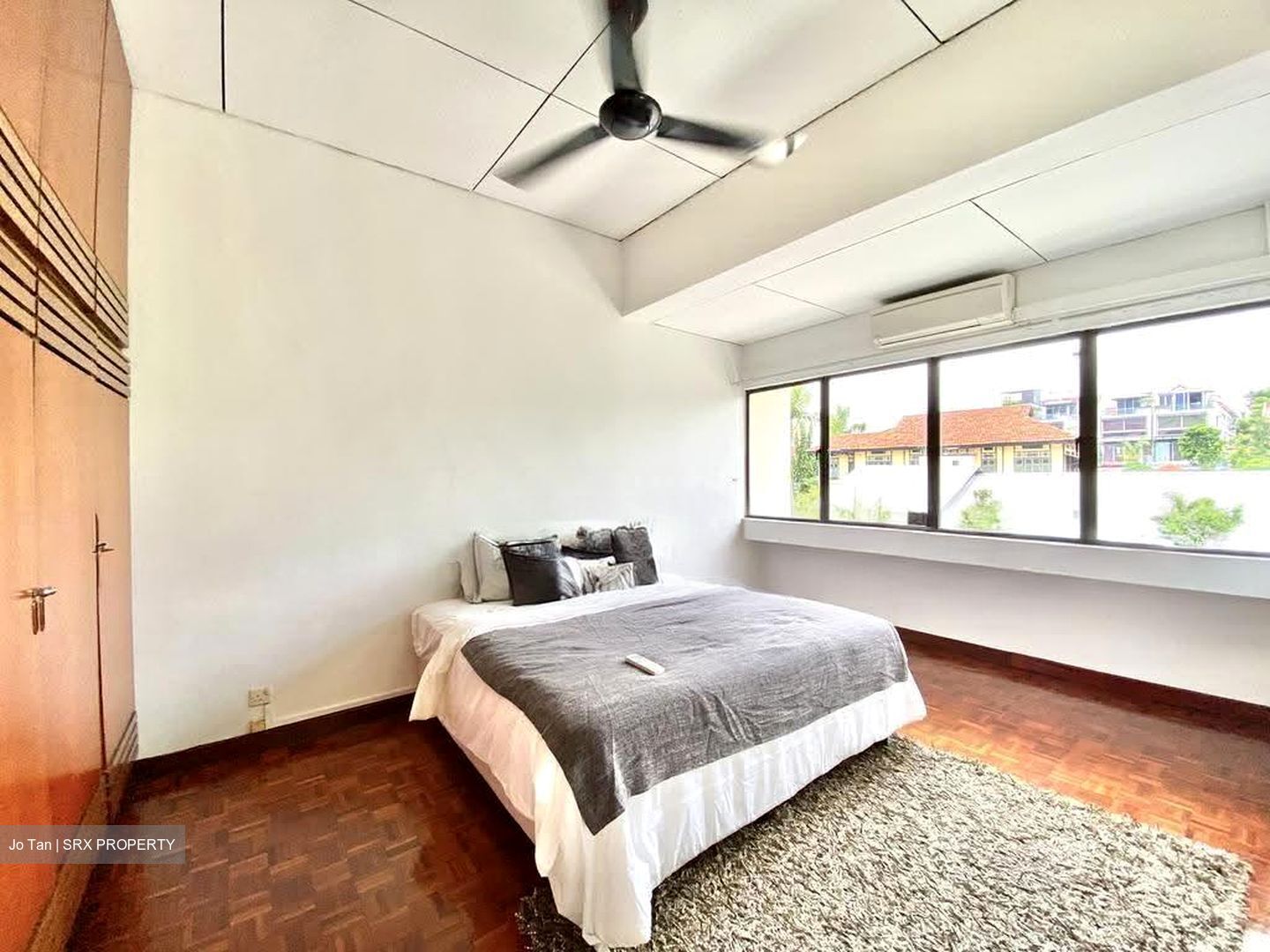 Bedok Avenue (D16), Semi-Detached #613799431